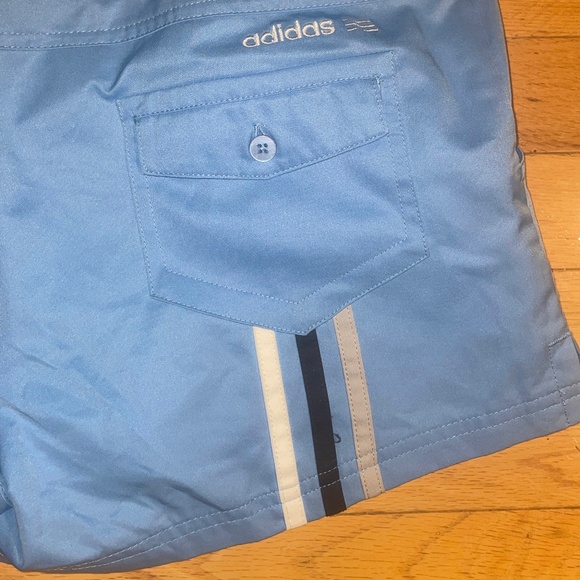 Women’s adidas Climalite shorts - Picture 4 of 5